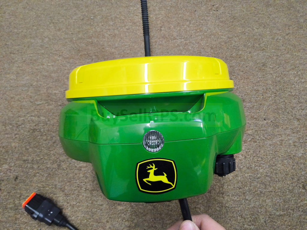 John Deere StarFire™ 7000 Universal GPS Receiver 2023 Receiver / 2024 Modem | RTK Permanent with CloudBase Modem
