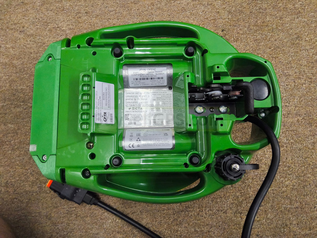 John Deere StarFire™ 7500 Universal GPS Receiver *** ON DISPLAY AT TRUNAV DAKOTAFEST*** 2024 | RTK Permanent with