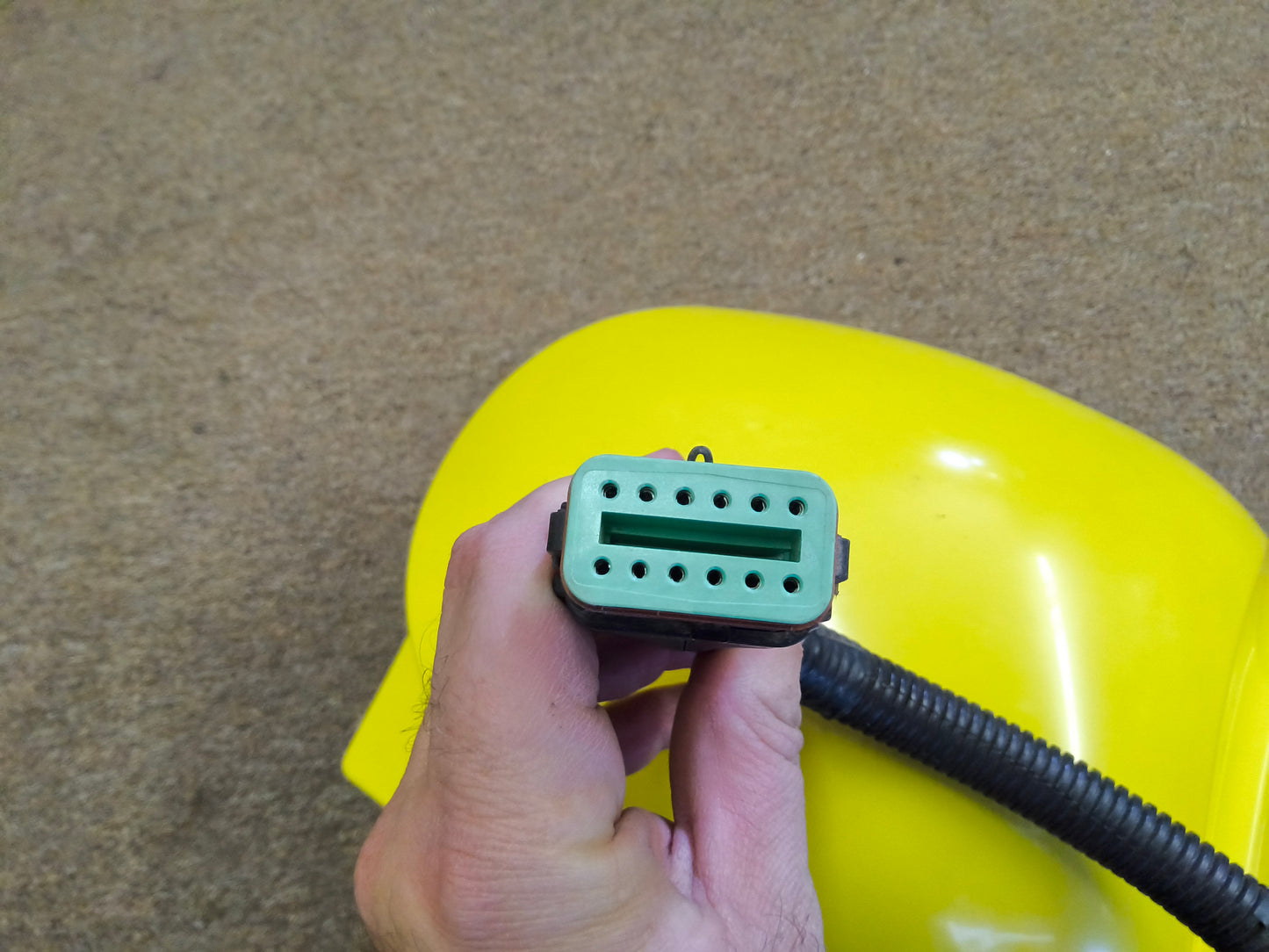 John Deere StarFire™ 6000 GPS Receiver