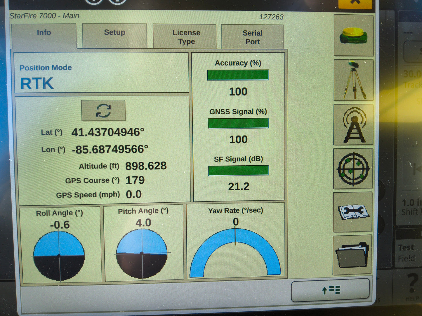 John Deere StarFire™ 7000 Universal GPS Receiver