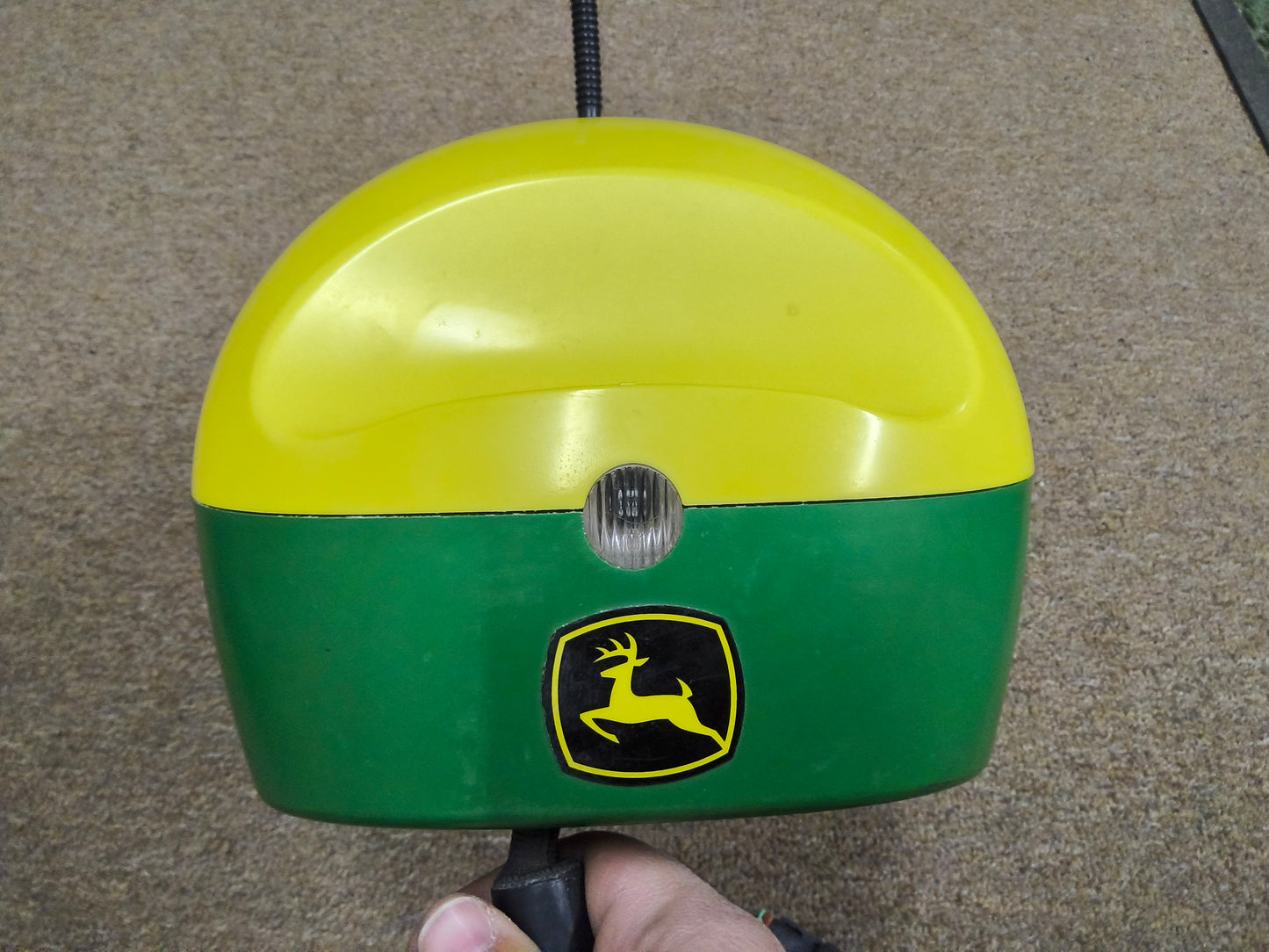 John Deere StarFire™ 6000 GPS Receiver