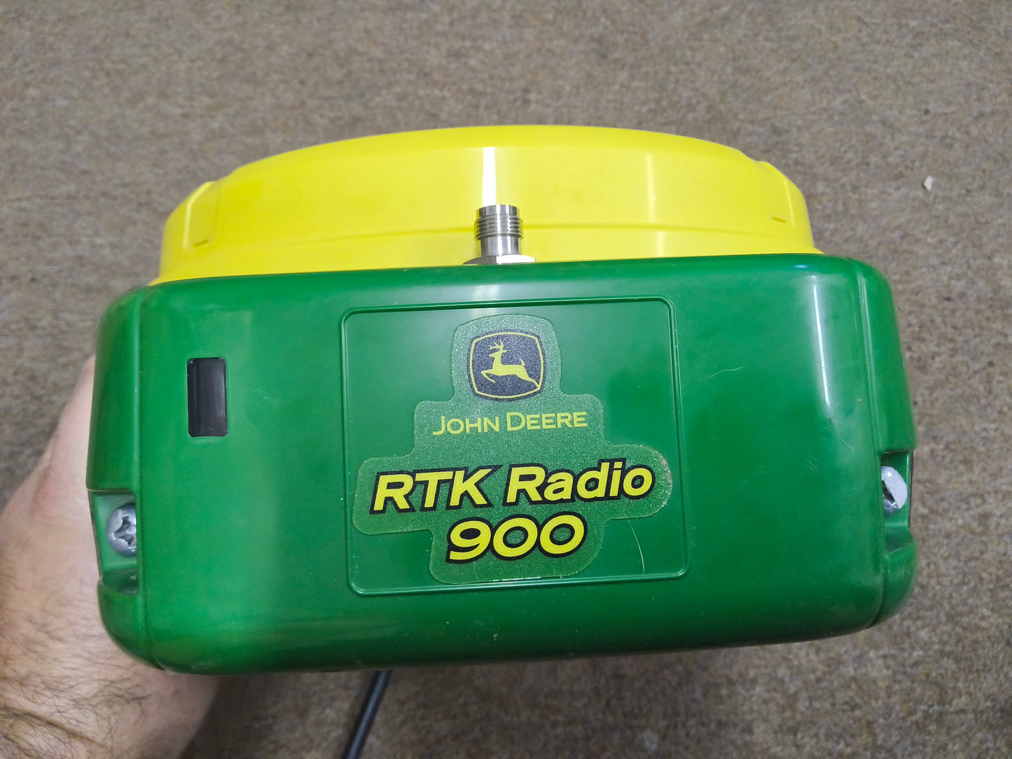 John Deere StarFire™ 7500 Universal GPS Receiver