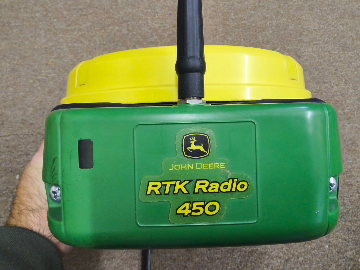 John Deere StarFire™ 7000 Universal GPS Receiver