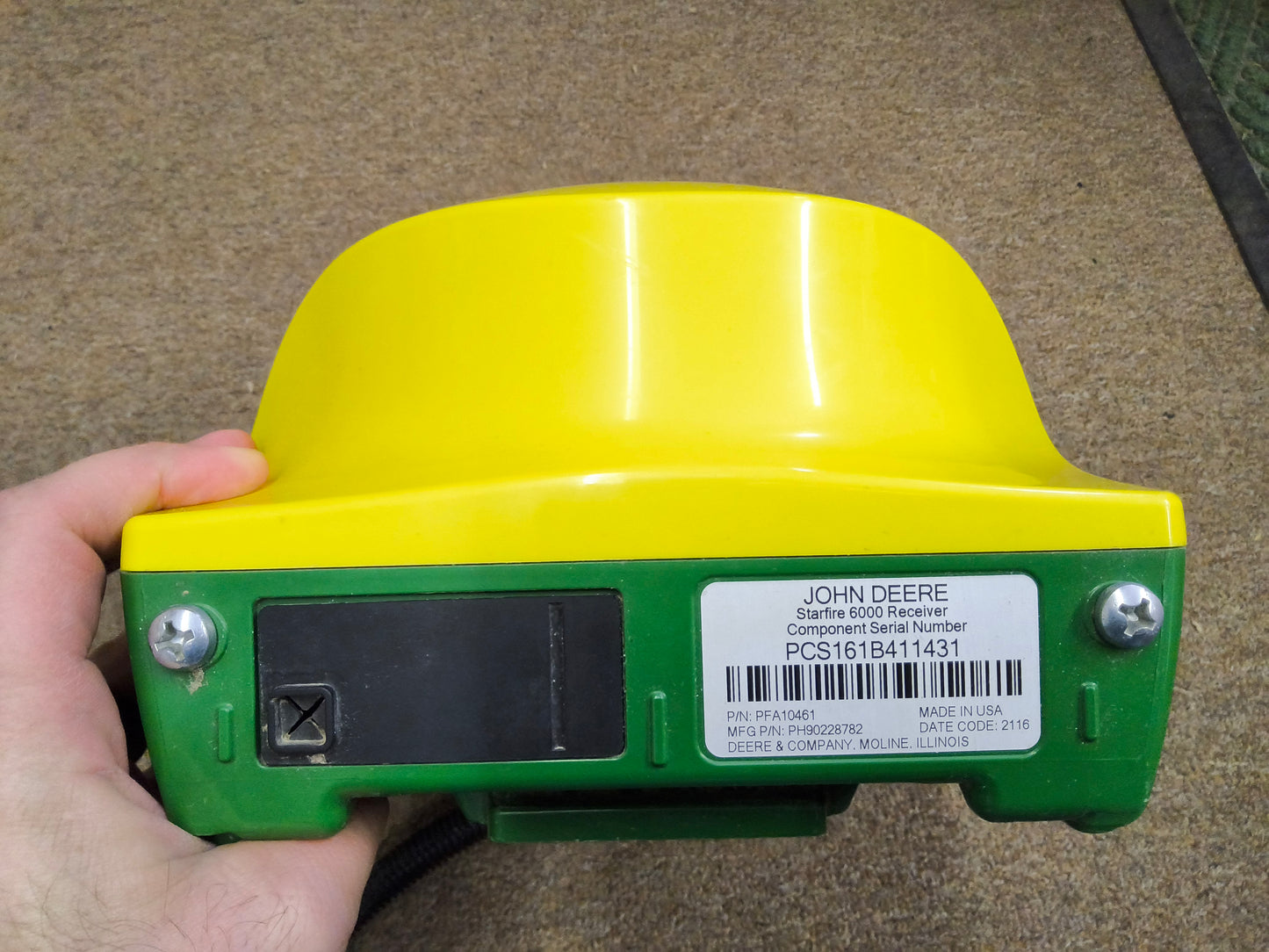 John Deere StarFire™ 6000 GPS Receiver