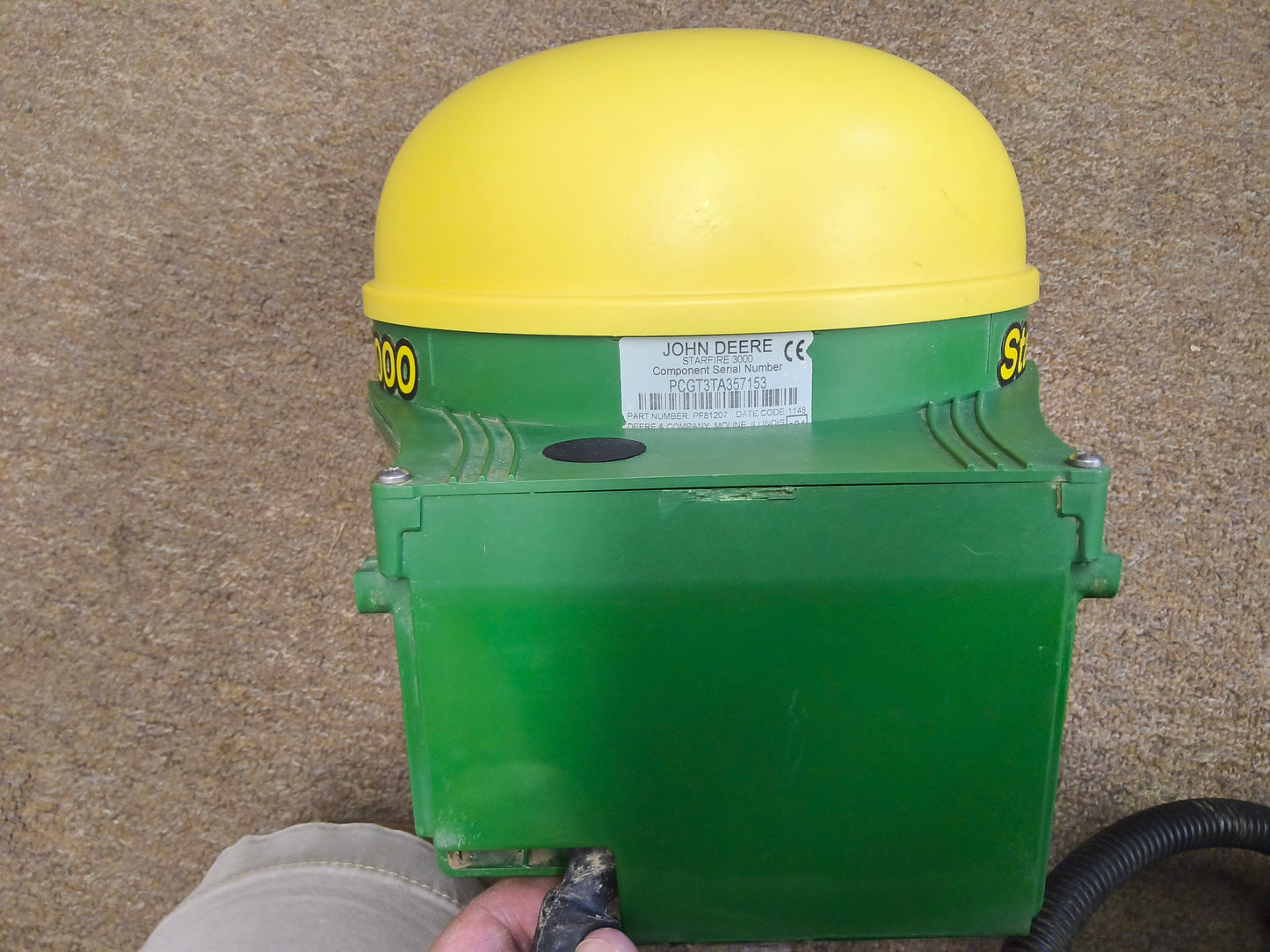 John Deere StarFire™ 3000 GPS Receiver