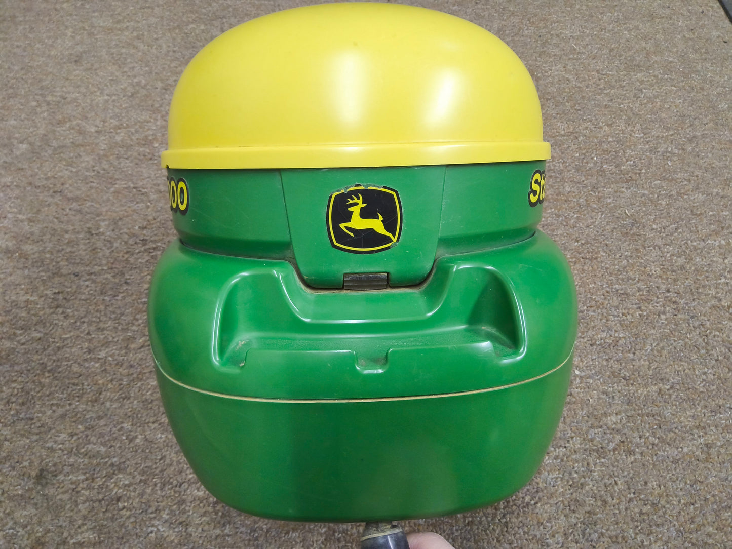 John Deere StarFire™ 3000 GPS Receiver