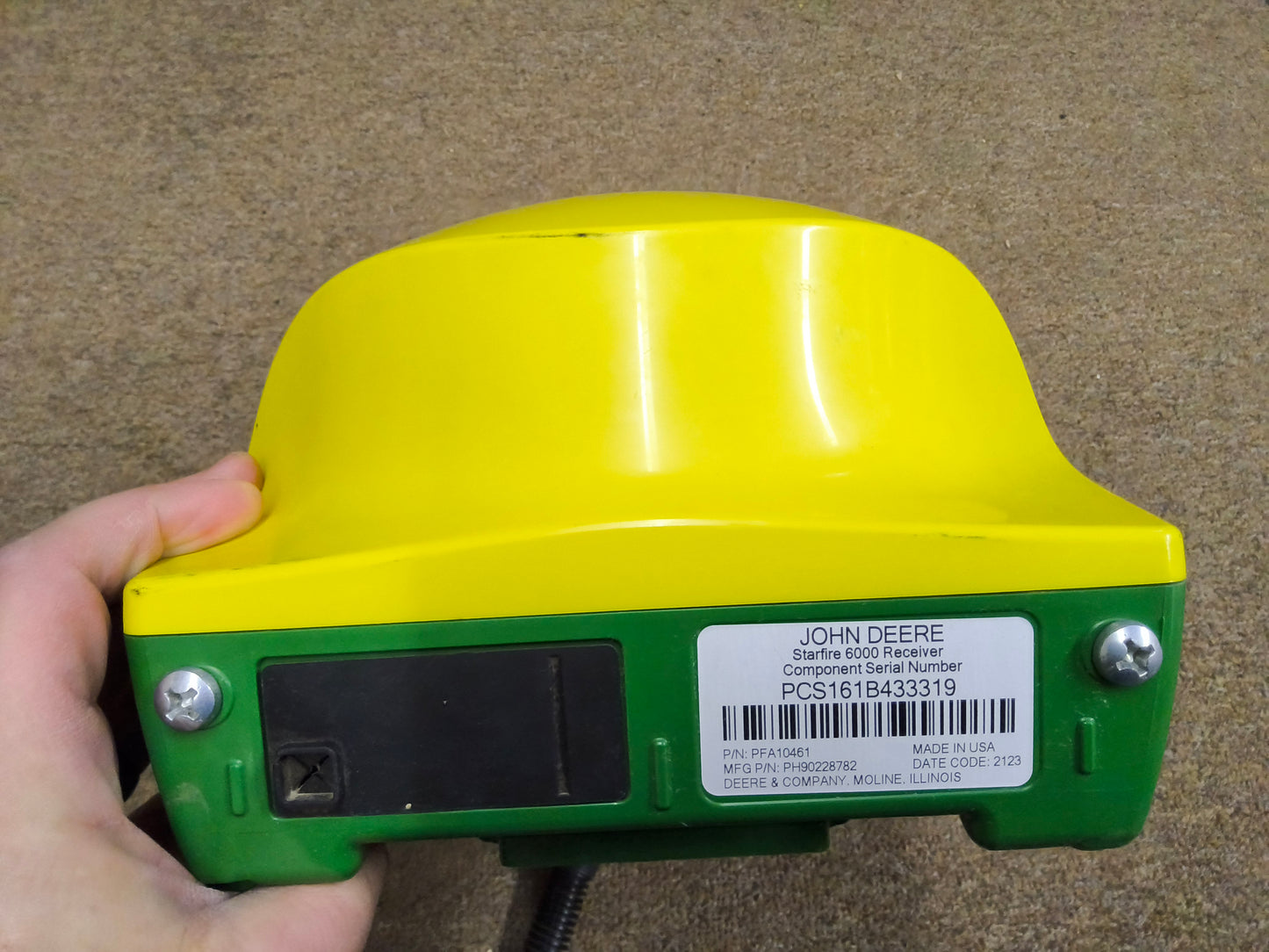 John Deere StarFire™ 6000 GPS Receiver