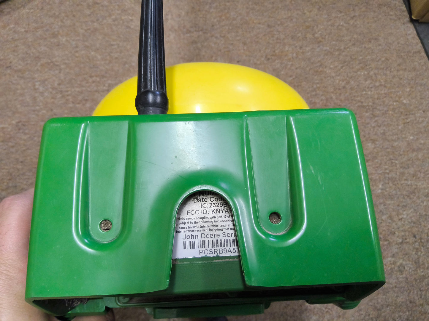 John Deere StarFire™ 3000 GPS Receiver