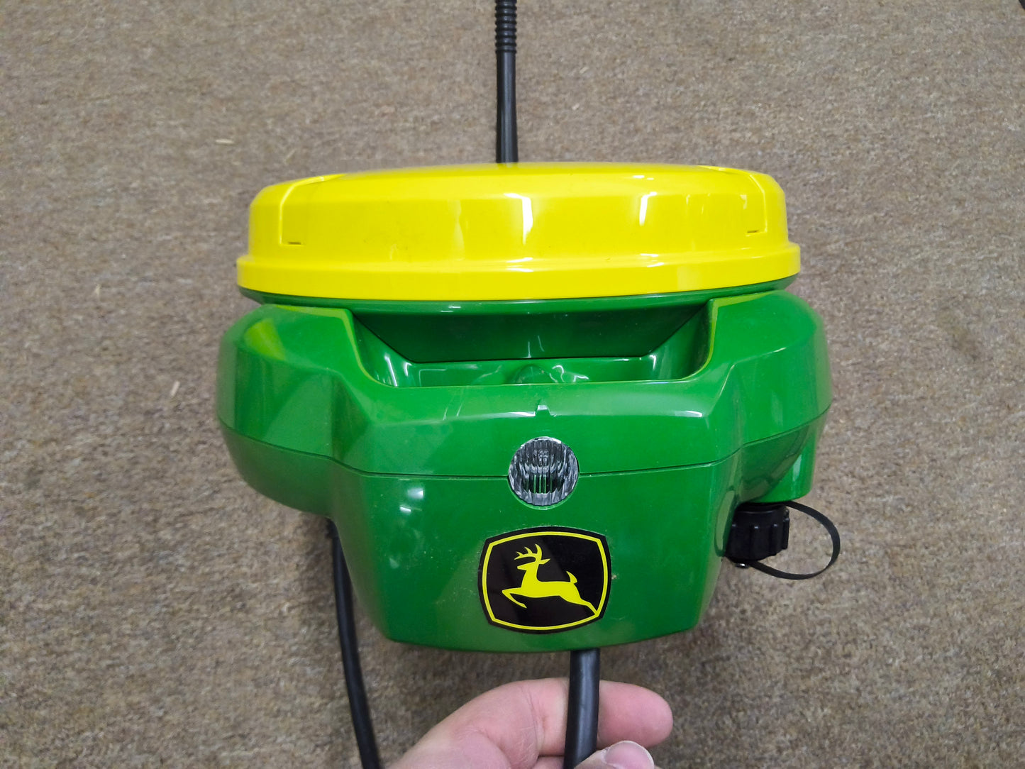 John Deere StarFire™ 7500 Universal GPS Receiver