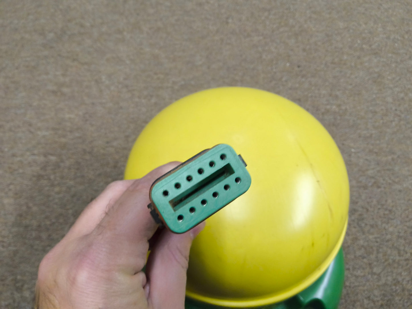 John Deere StarFire™ 3000 GPS Receiver