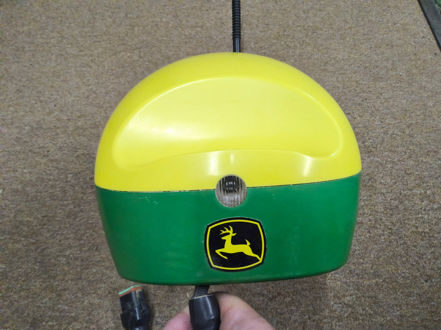 John Deere StarFire™ 6000 GPS Receiver