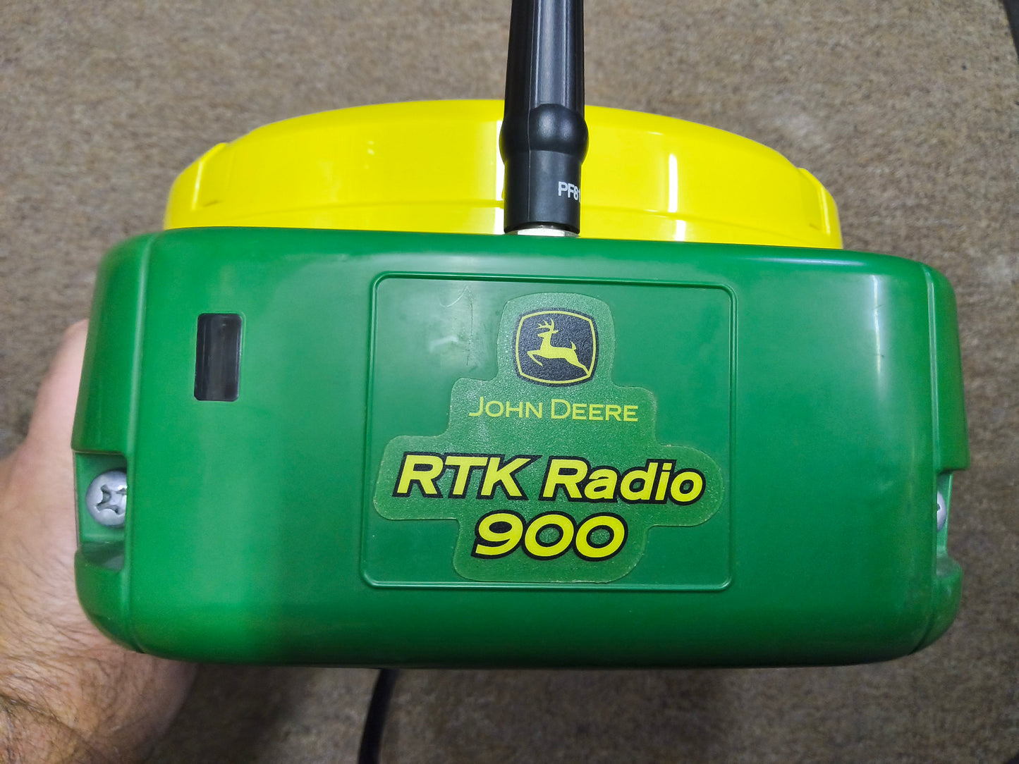 John Deere StarFire™ 7500 Universal GPS Receiver
