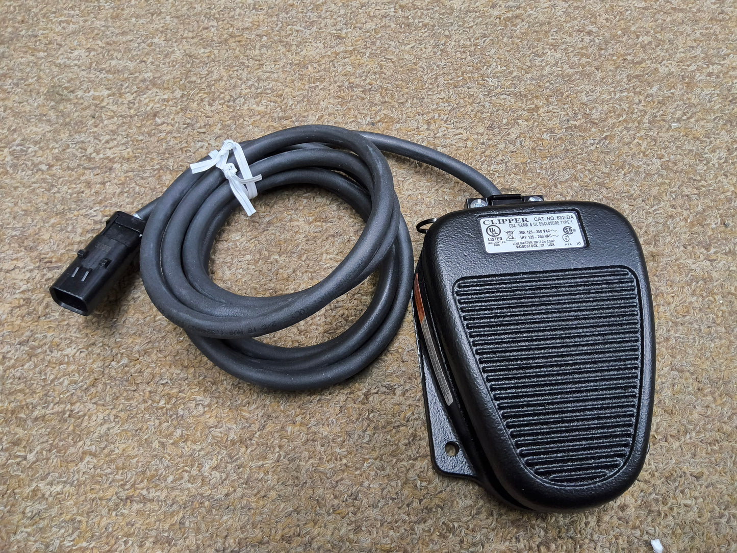 John Deere PF81045 - Foot Switch for Rate Controller