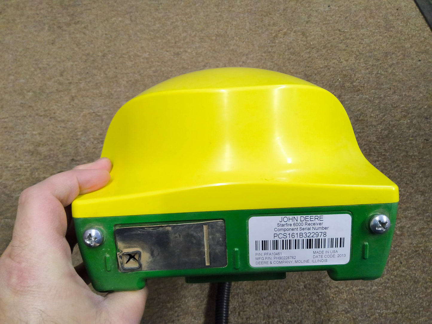 John Deere StarFire™ 6000 GPS Receiver