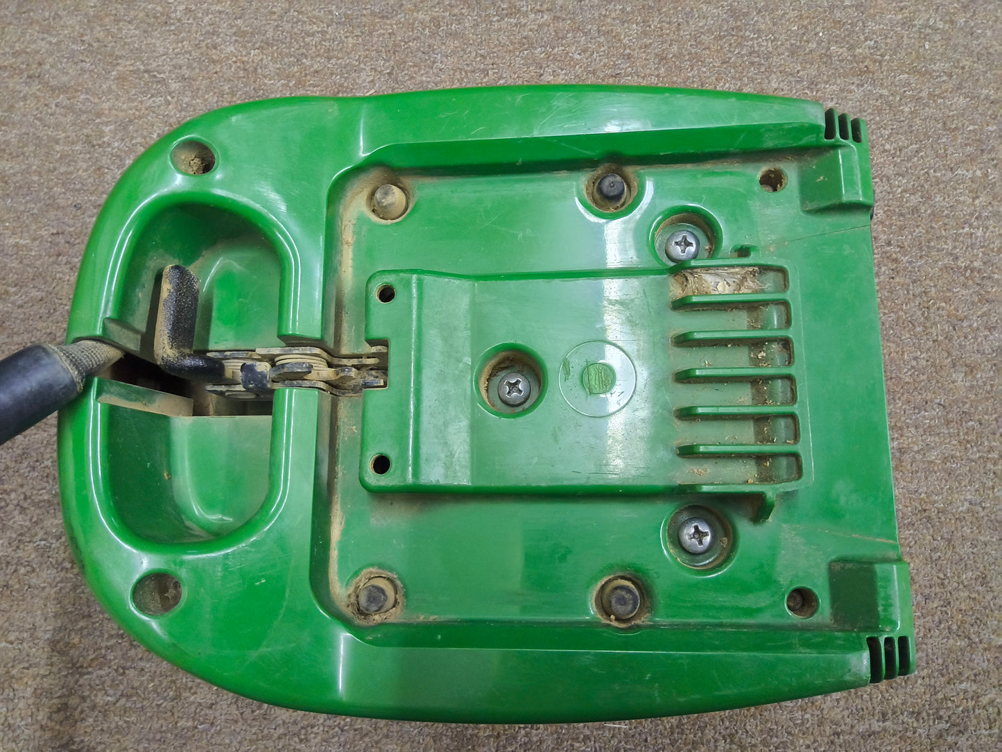 John Deere StarFire™ 3000 GPS Receiver