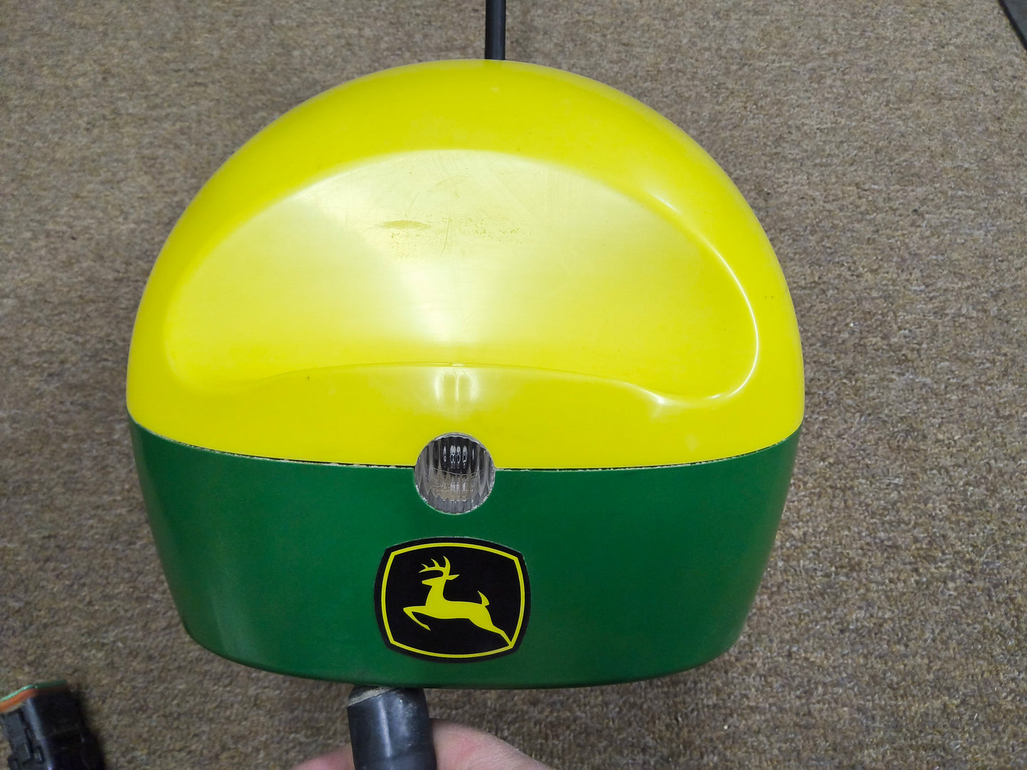 John Deere StarFire™ 6000 GPS Receiver