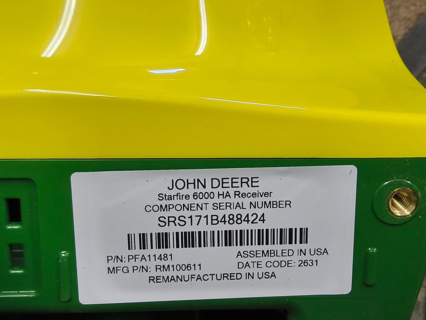 John Deere StarFire™ 6000 GPS Receiver