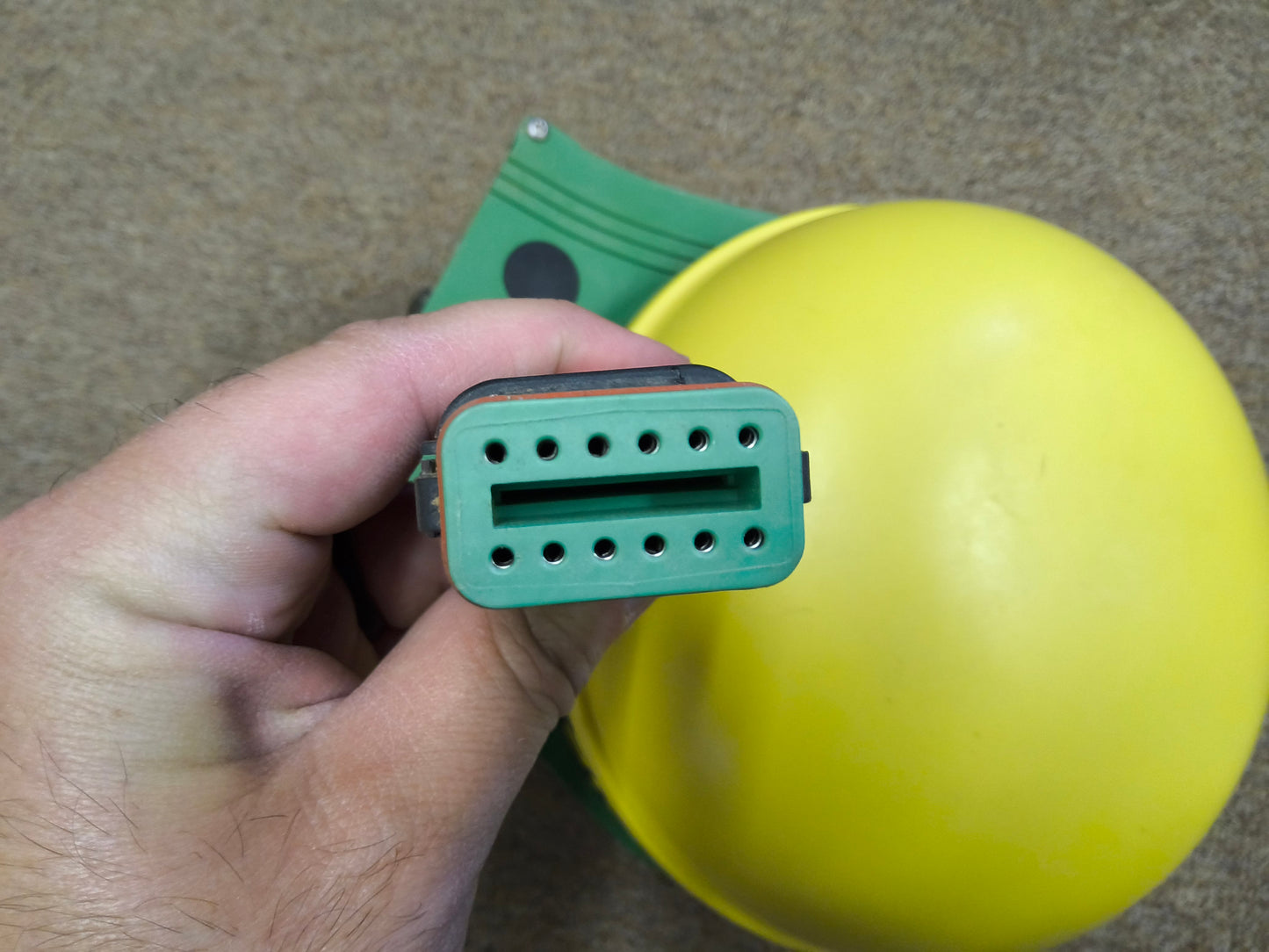 John Deere StarFire™ 3000 GPS Receiver
