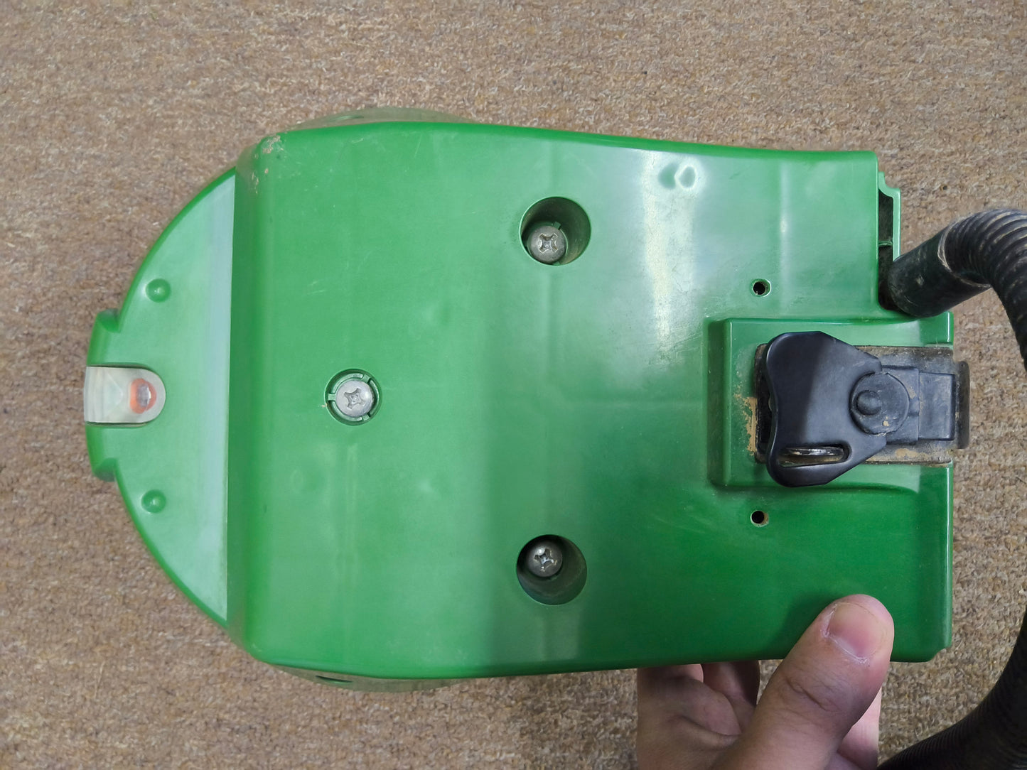 John Deere StarFire™ 3000 GPS Receiver