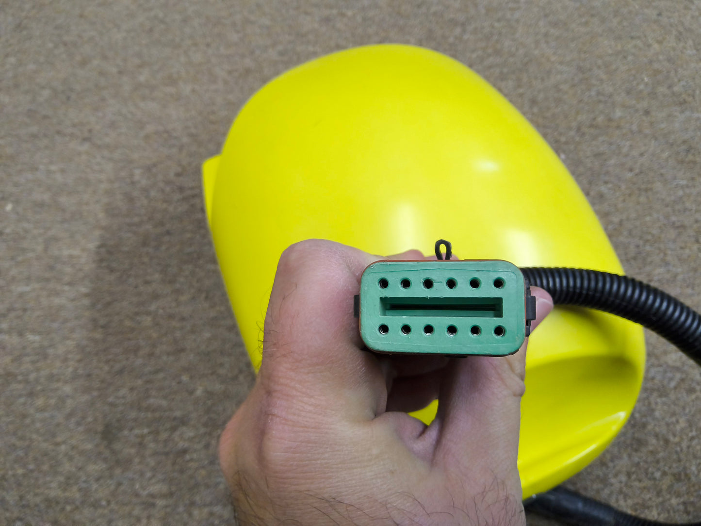 John Deere StarFire™ 6000 GPS Receiver