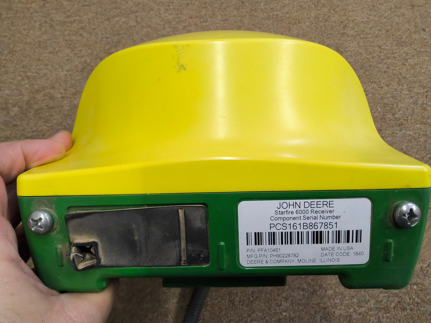John Deere StarFire™ 6000 GPS Receiver