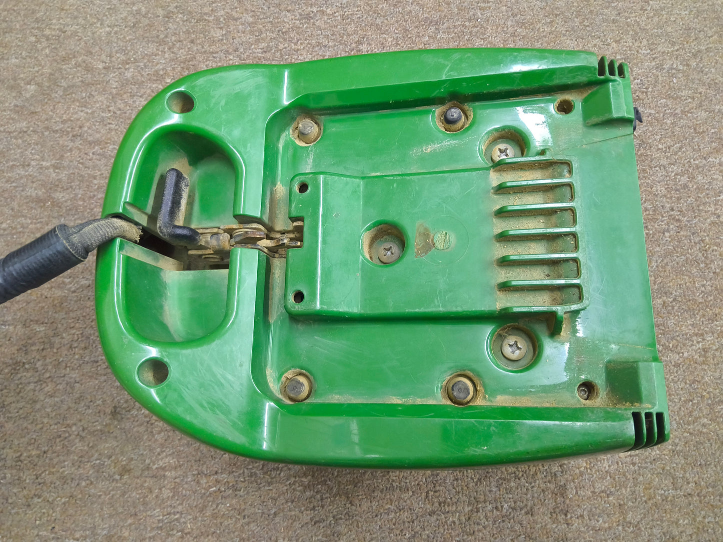 John Deere StarFire™ 3000 GPS Receiver