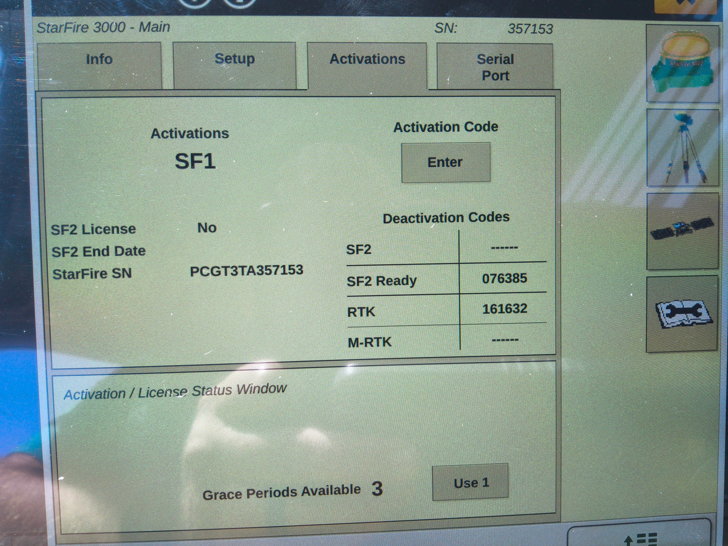 John Deere StarFire™ 3000 GPS Receiver