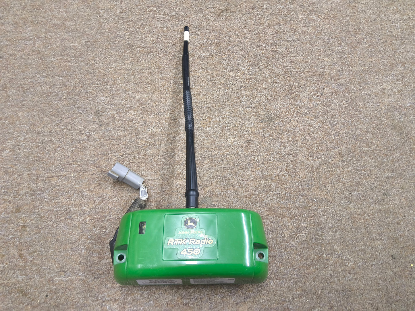 John Deere RTK Radio 450